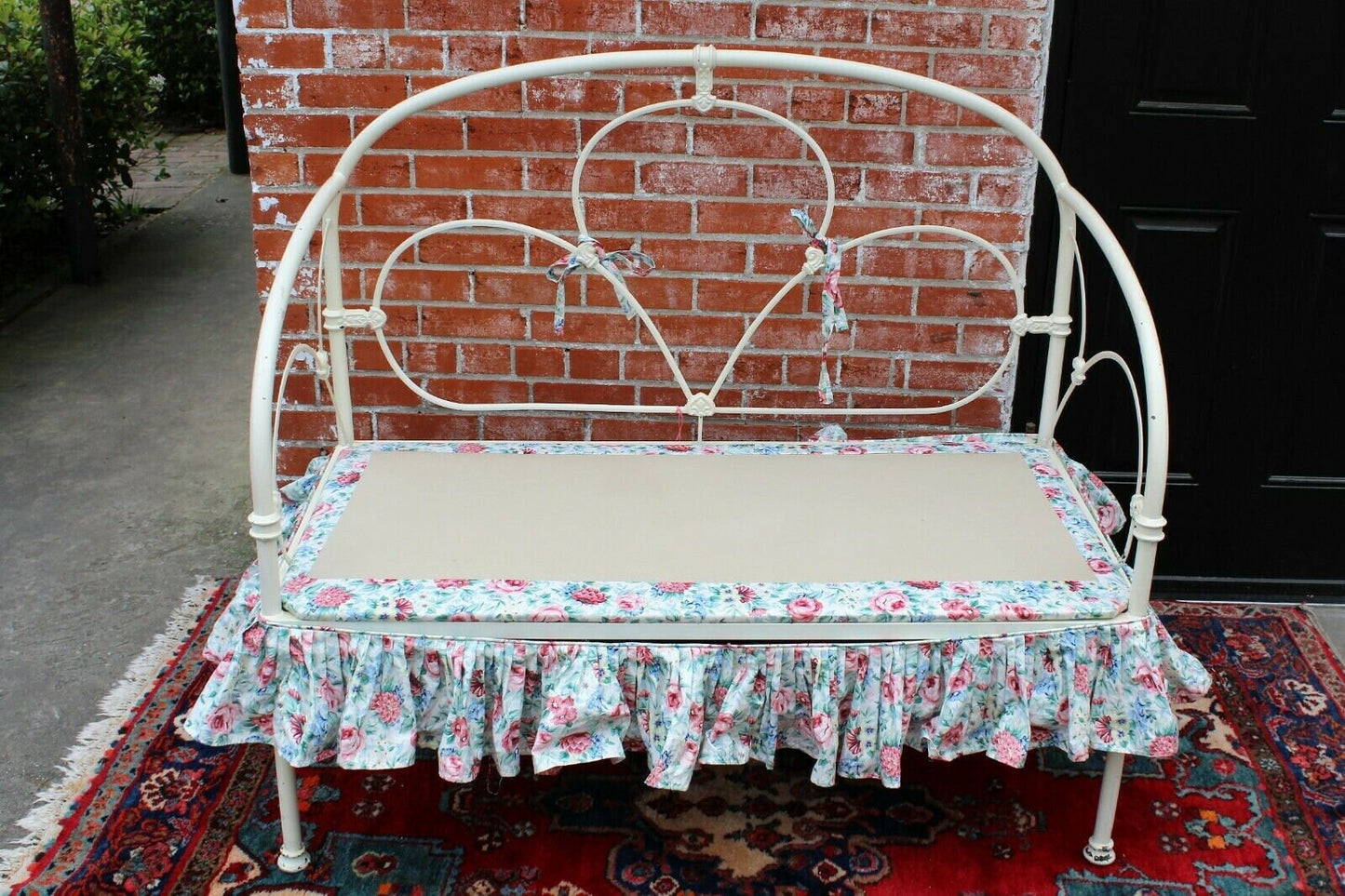 Antique White Iron Daybed Bench | Floral Upholstery & Pillows | Vintage Charm