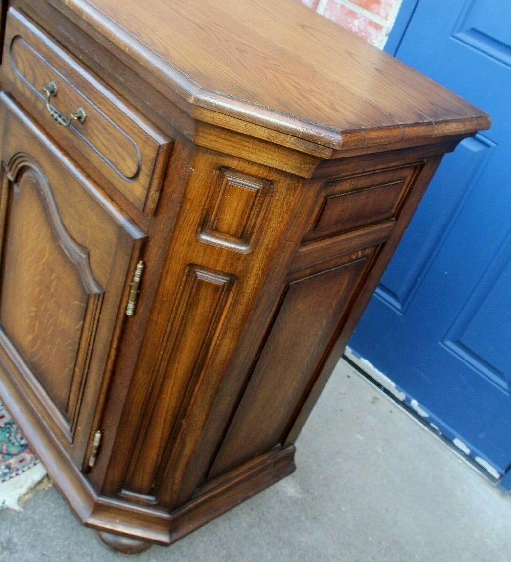 French Traditional Oak Sideboard Buffet Cabinet w/ Key & Panel Doors