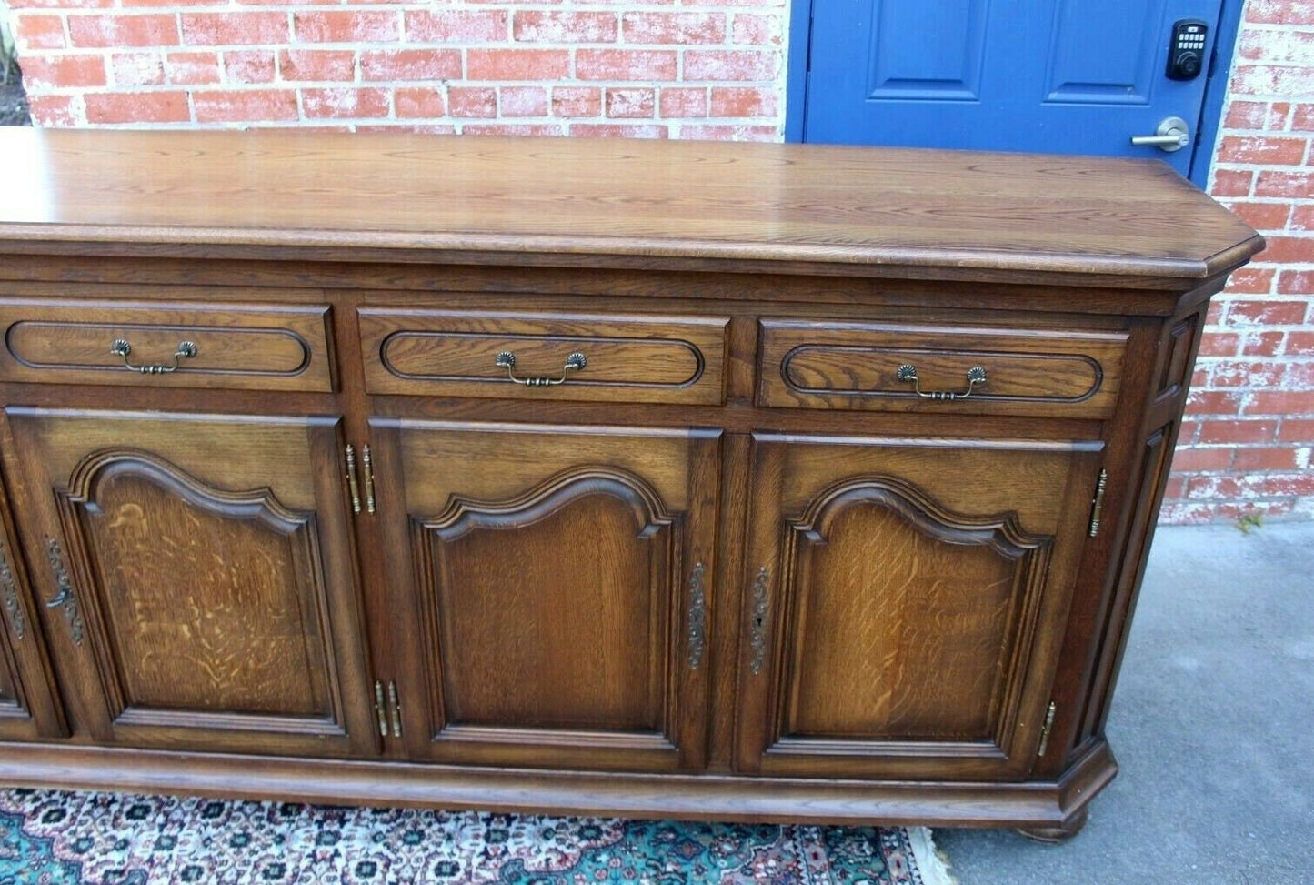 French Traditional Oak Sideboard Buffet Cabinet w/ Key & Panel Doors