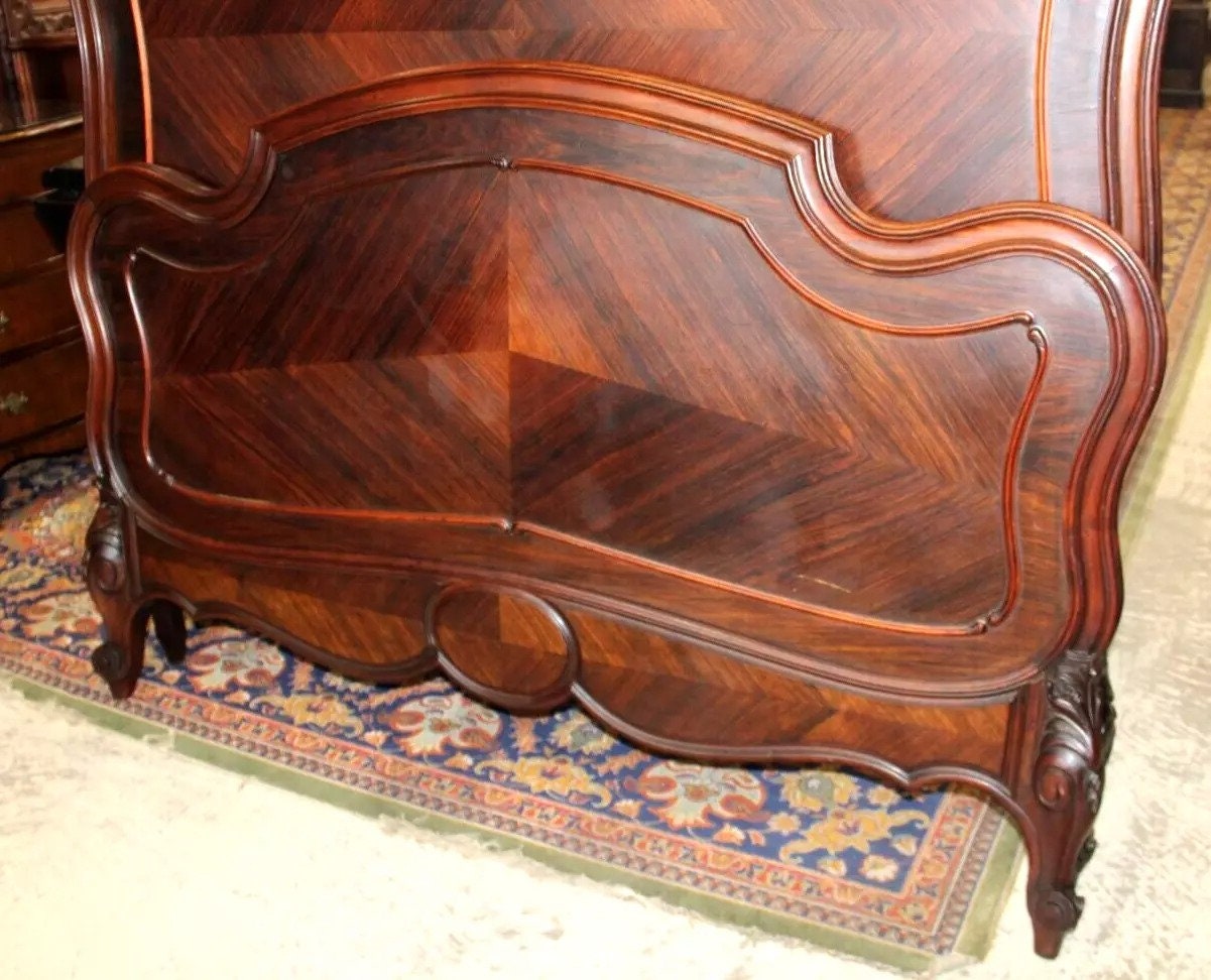 French Antique Carved Rosewood Louis XV Full Size Bed with Rails - Elegant