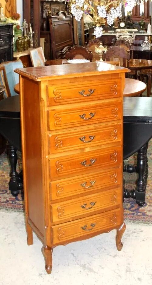 French Maple Louis XV Chest of Drawers | 7 Drawer Tallboy Dresser