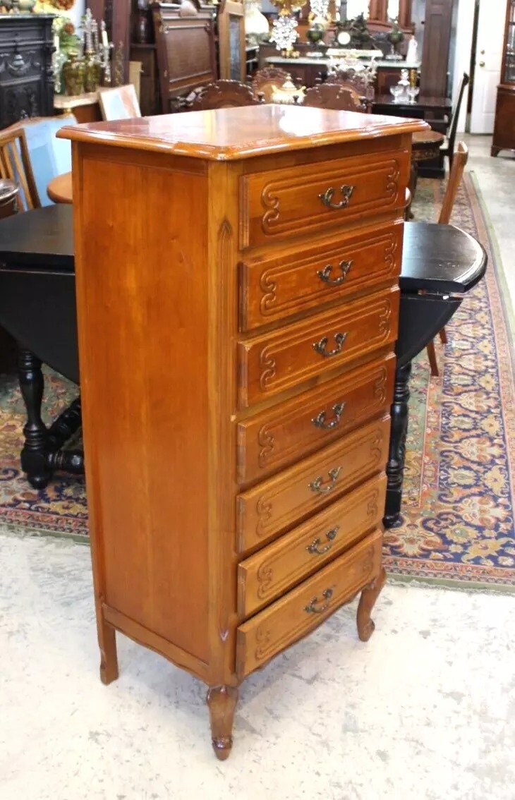 French Maple Louis XV Chest of Drawers | 7 Drawer Tallboy Dresser