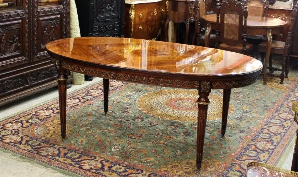 French Antique Louis XV Inlaid Kingwood Draw Leaf Dining Table Oval Shape