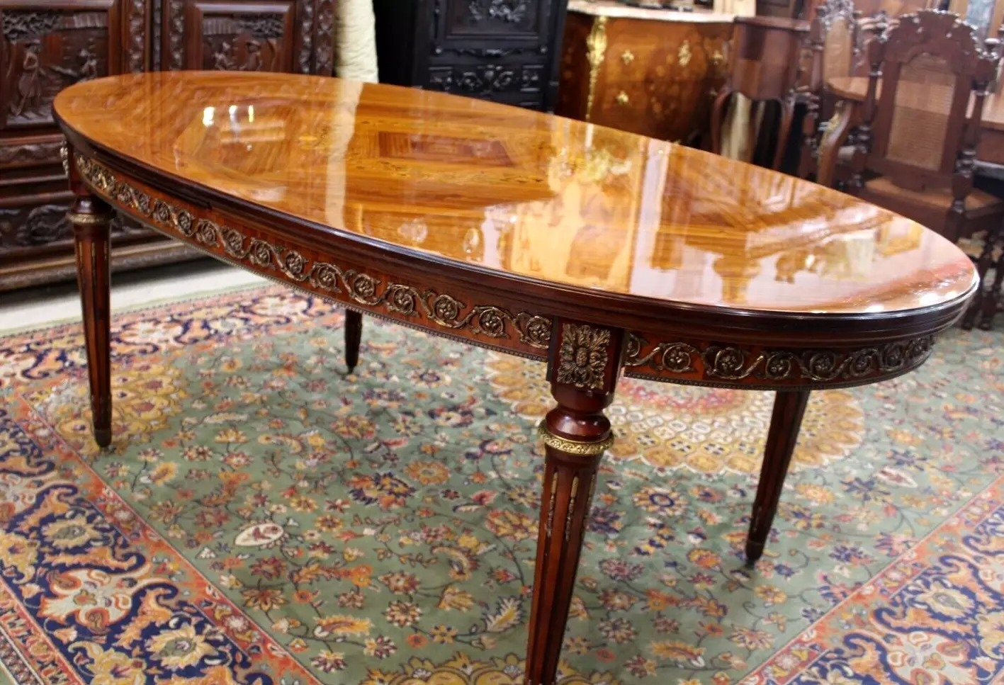 French Antique Louis XV Inlaid Kingwood Draw Leaf Dining Table Oval Shape