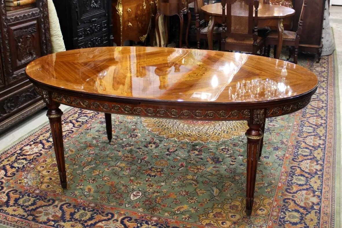 French Antique Louis XV Inlaid Kingwood Draw Leaf Dining Table Oval Shape