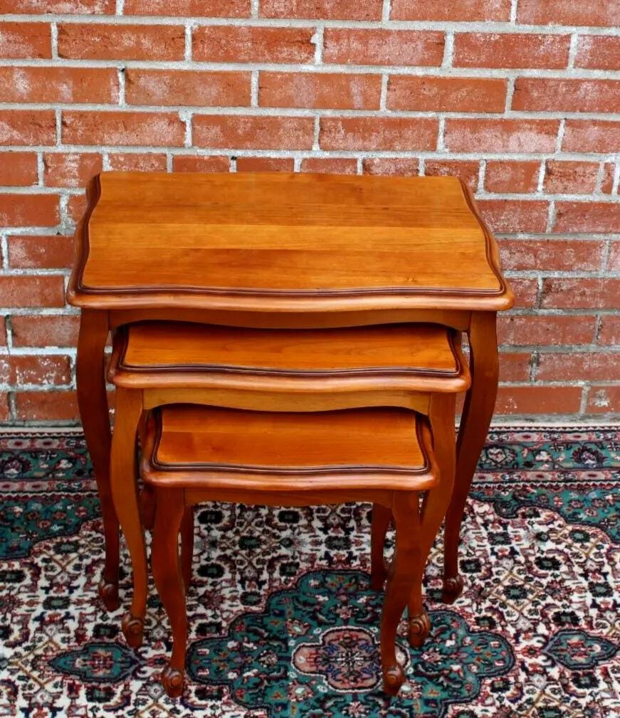 French Antique Louis XV Maple Nesting Tables | Set of 3 Curved Cabriole Legs