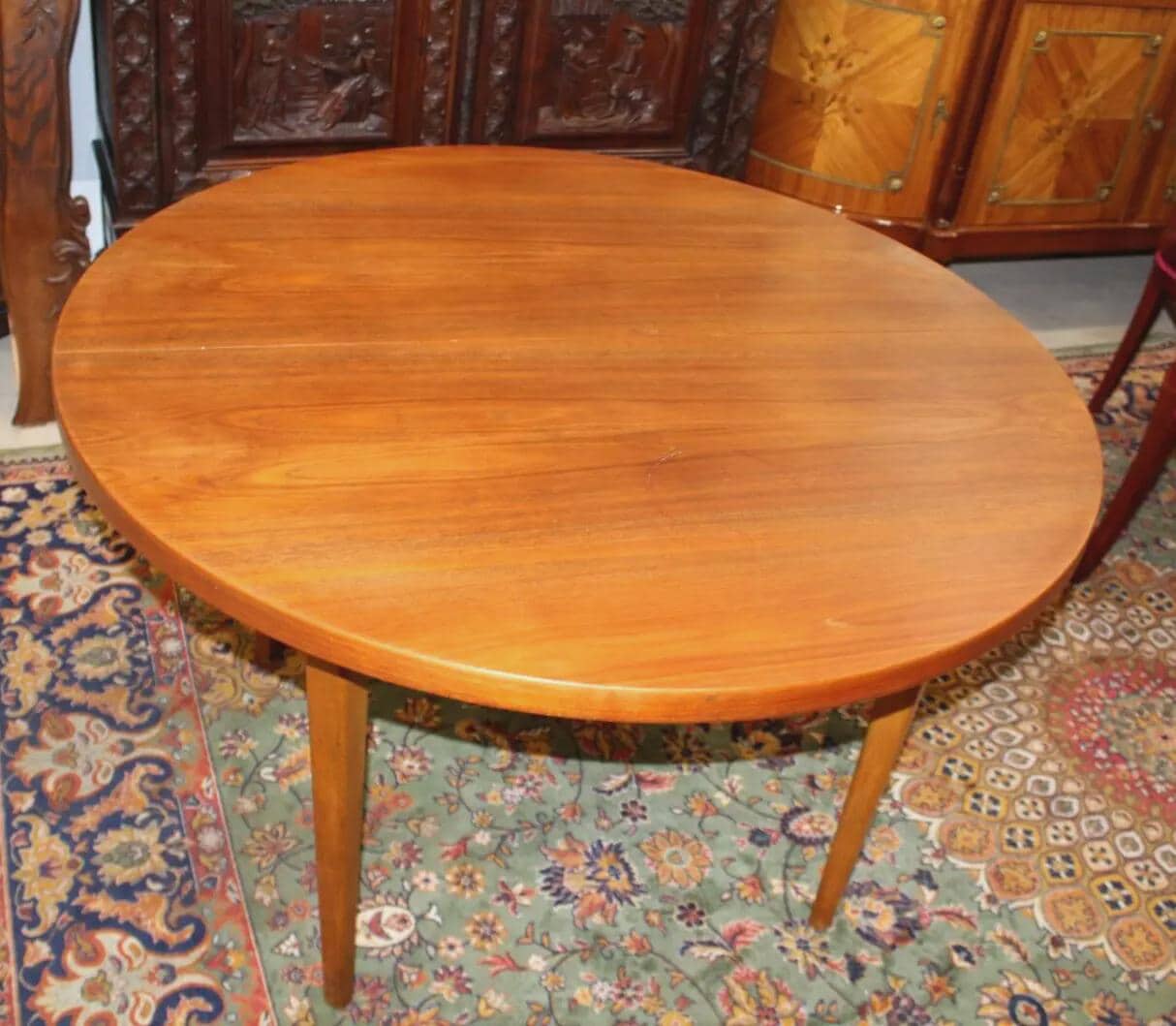 Mid Century Modern Teak Round Dining Table | Vintage Scandinavian Style