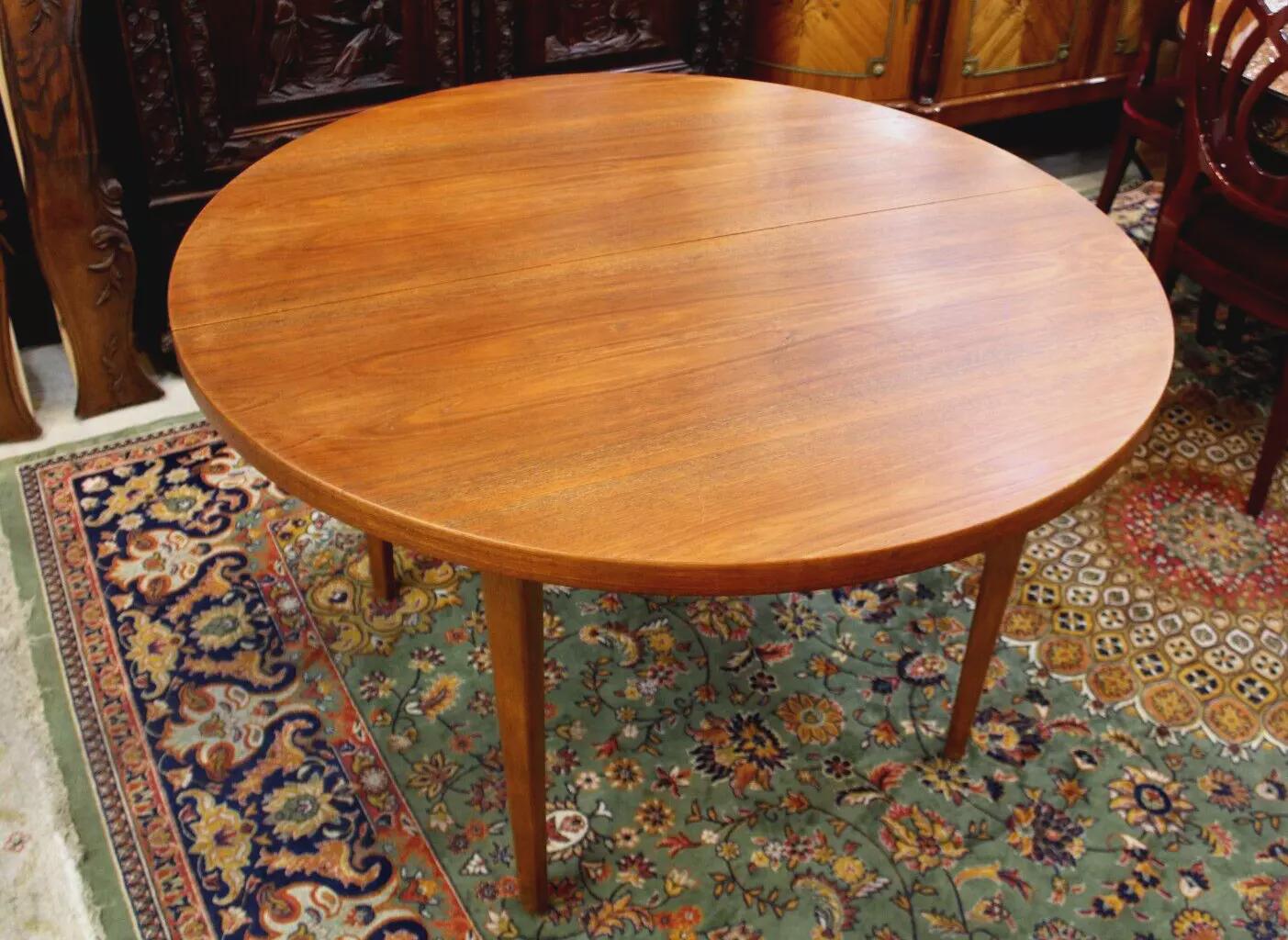 Mid Century Modern Teak Round Dining Table | Vintage Scandinavian Style
