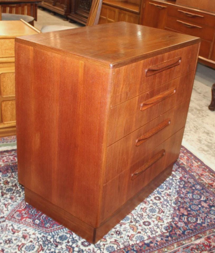 Mid Century Modern G Plan Teak Wood Chest of Drawers | Vintage 4-Drawer Dresser