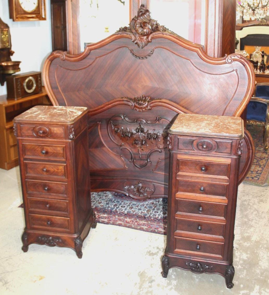 French Antique Louis XV Rosewood Queen Bed & 2 Nightstands Bedroom Set