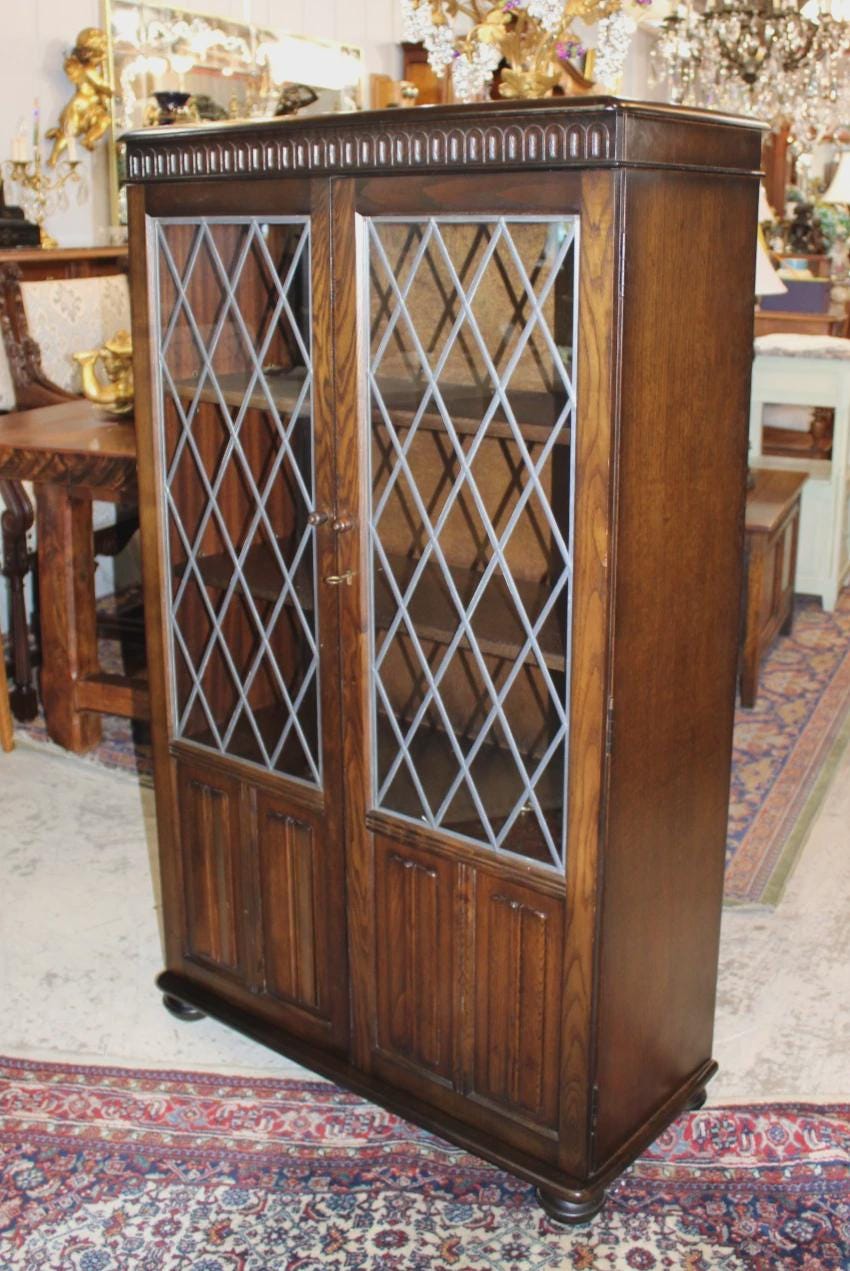 English Oak Leaded Glass Bookcase – Vintage Tudor Style Display Cabinet with Diamond Pane Doors