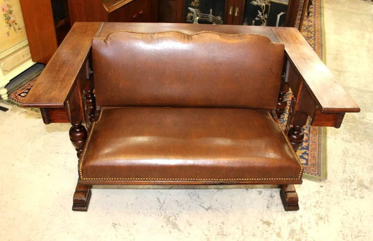 American Antique Oak Bench with Leather Seat – Ideal for Entryway or Kitchen
