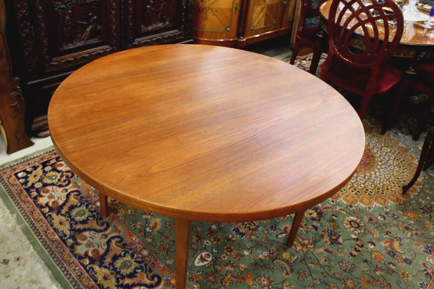 Mid Century Modern Teak Round Dining Table | Vintage Scandinavian Style
