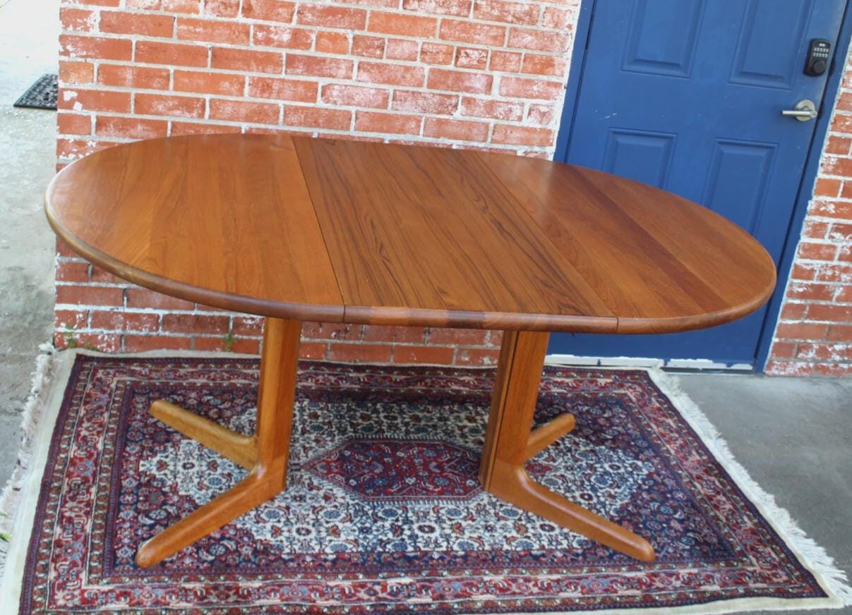 Mid Century Danish Teak Dining Table | Oval Shape w/ 2 Leaf Extensions