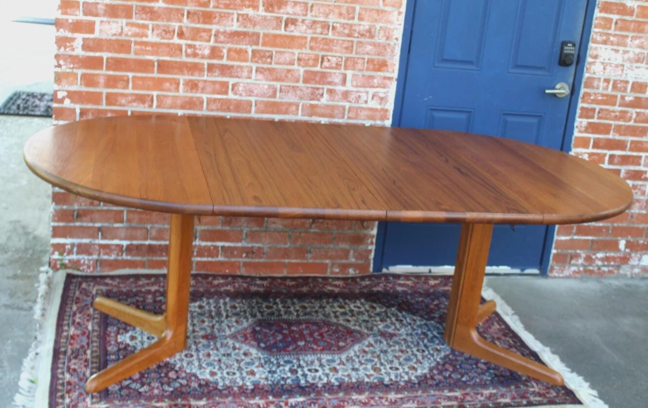 Mid Century Danish Teak Dining Table | Oval Shape w/ 2 Leaf Extensions