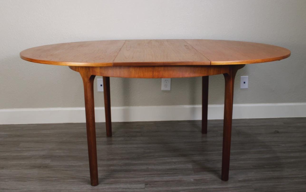 Mid Century Round Teak Butterfly Leaf Dining Table / Oval Table