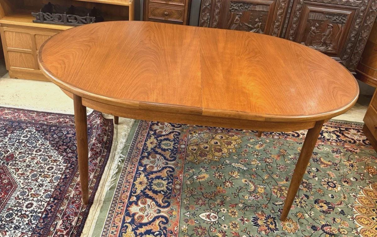 Mid Century G Plan Teak Butterfly Leaf Dining Table – Draw Leaf Oval Table