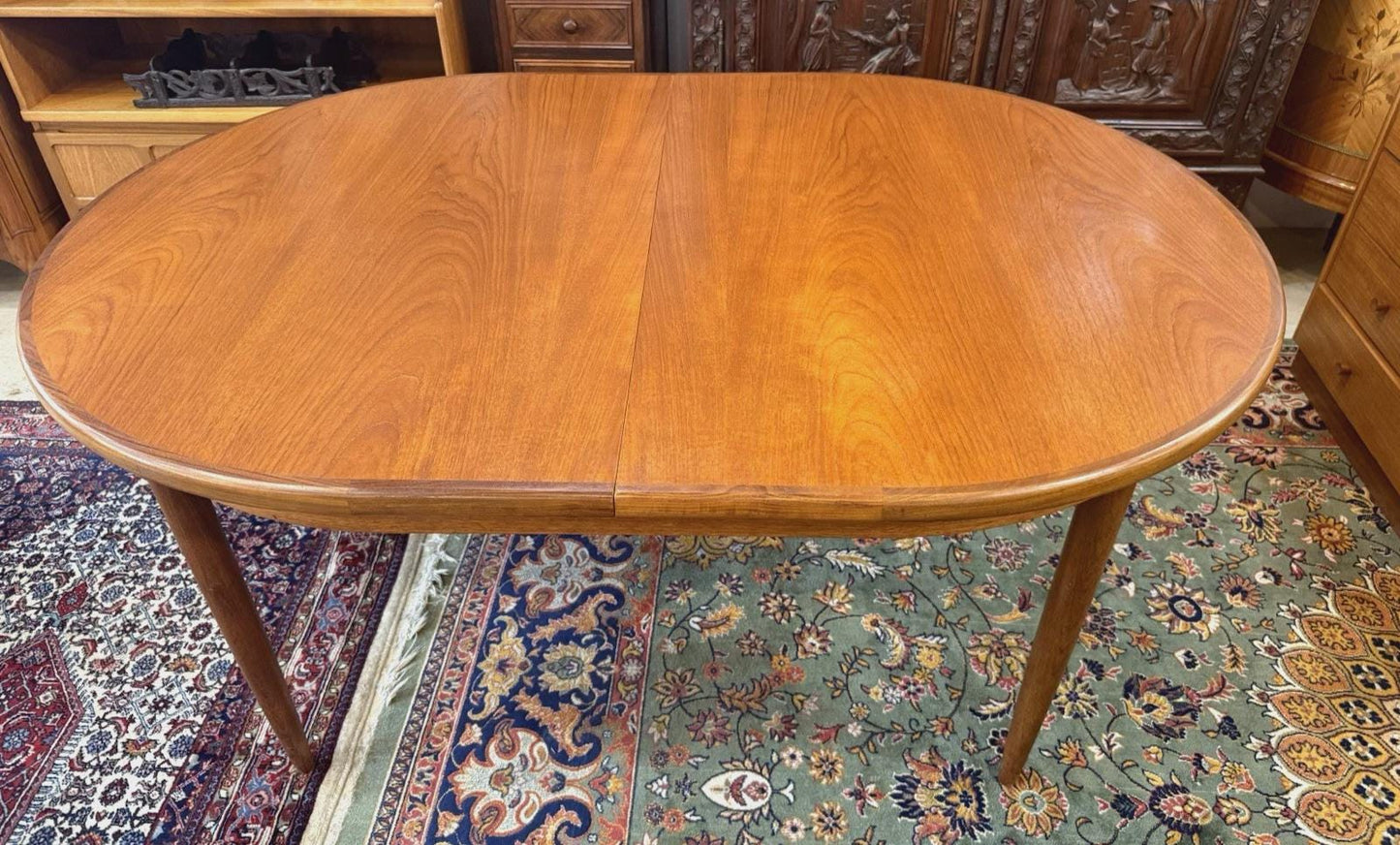 Mid Century G Plan Teak Butterfly Leaf Dining Table – Draw Leaf Oval Table