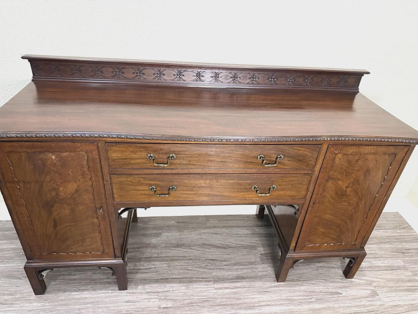 English Antique Mahogany Chippendale Sideboard Buffet Bar Cabinet w/ Key Ornate