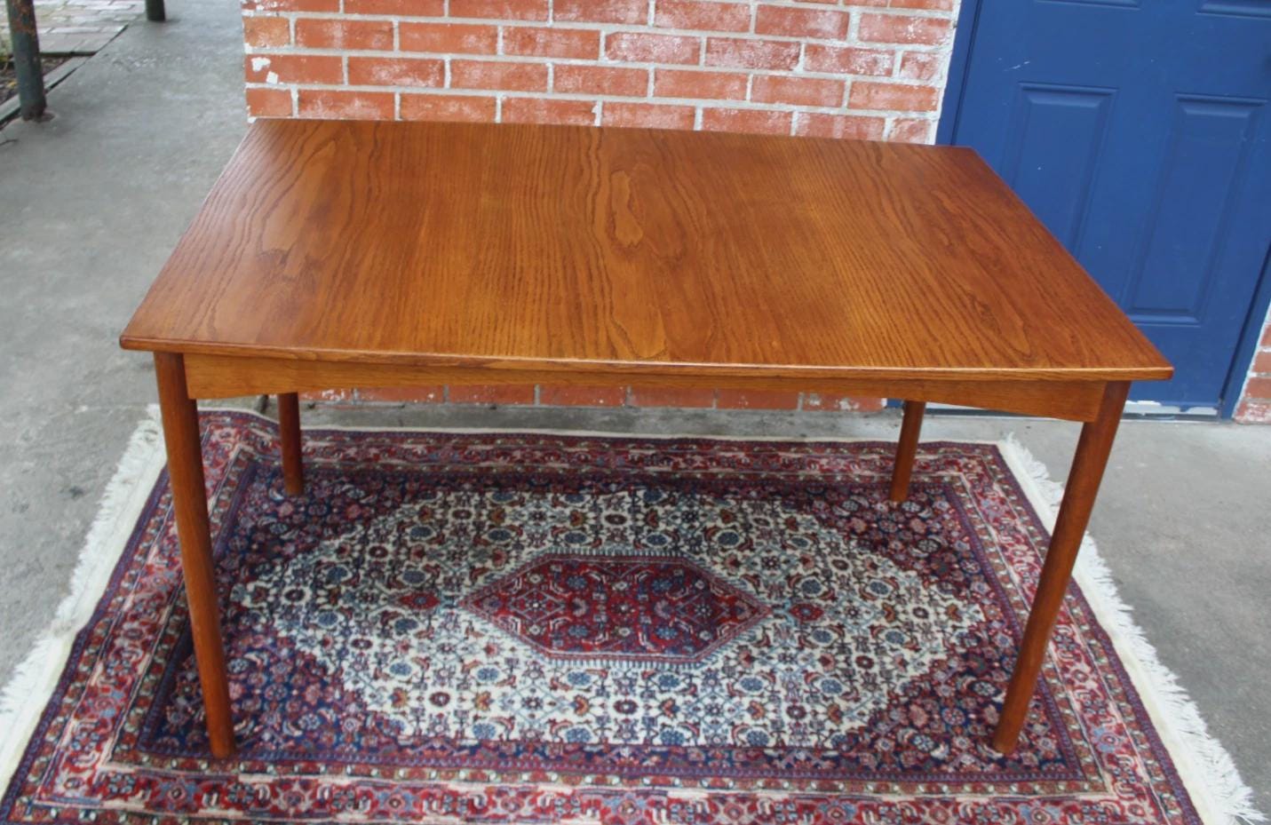 Mid Century Modern Extendable Dining Table | Vintage Extension Leaf Table